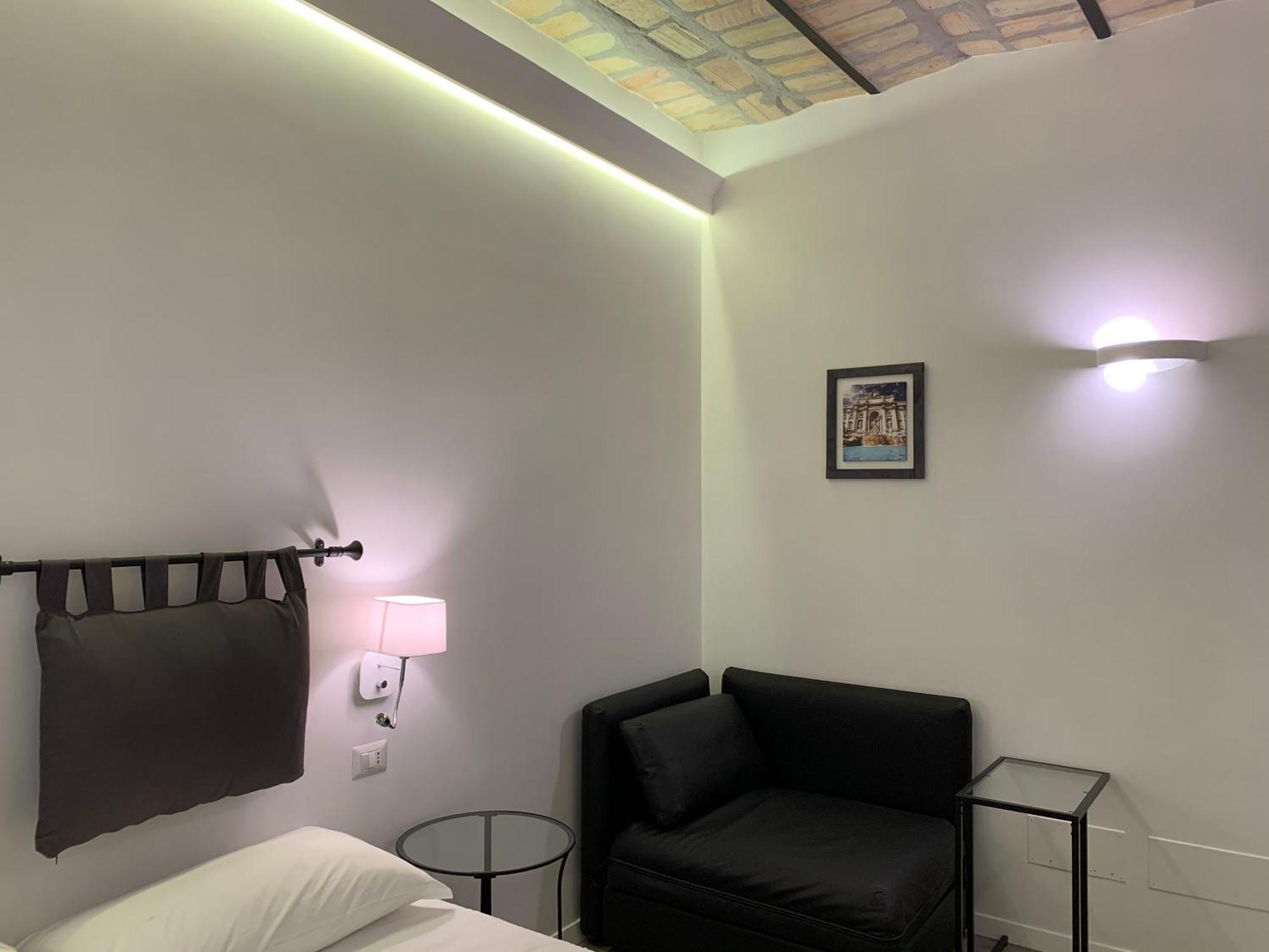 Luxury Rooms Near Colosseum Rome Room photo